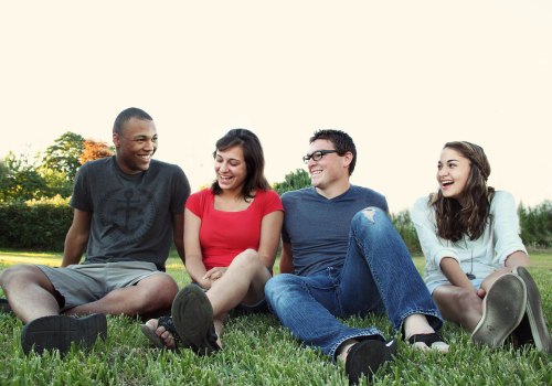 How do i make friends when studying abroad?
