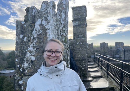 How do i deal with loneliness when studying abroad?